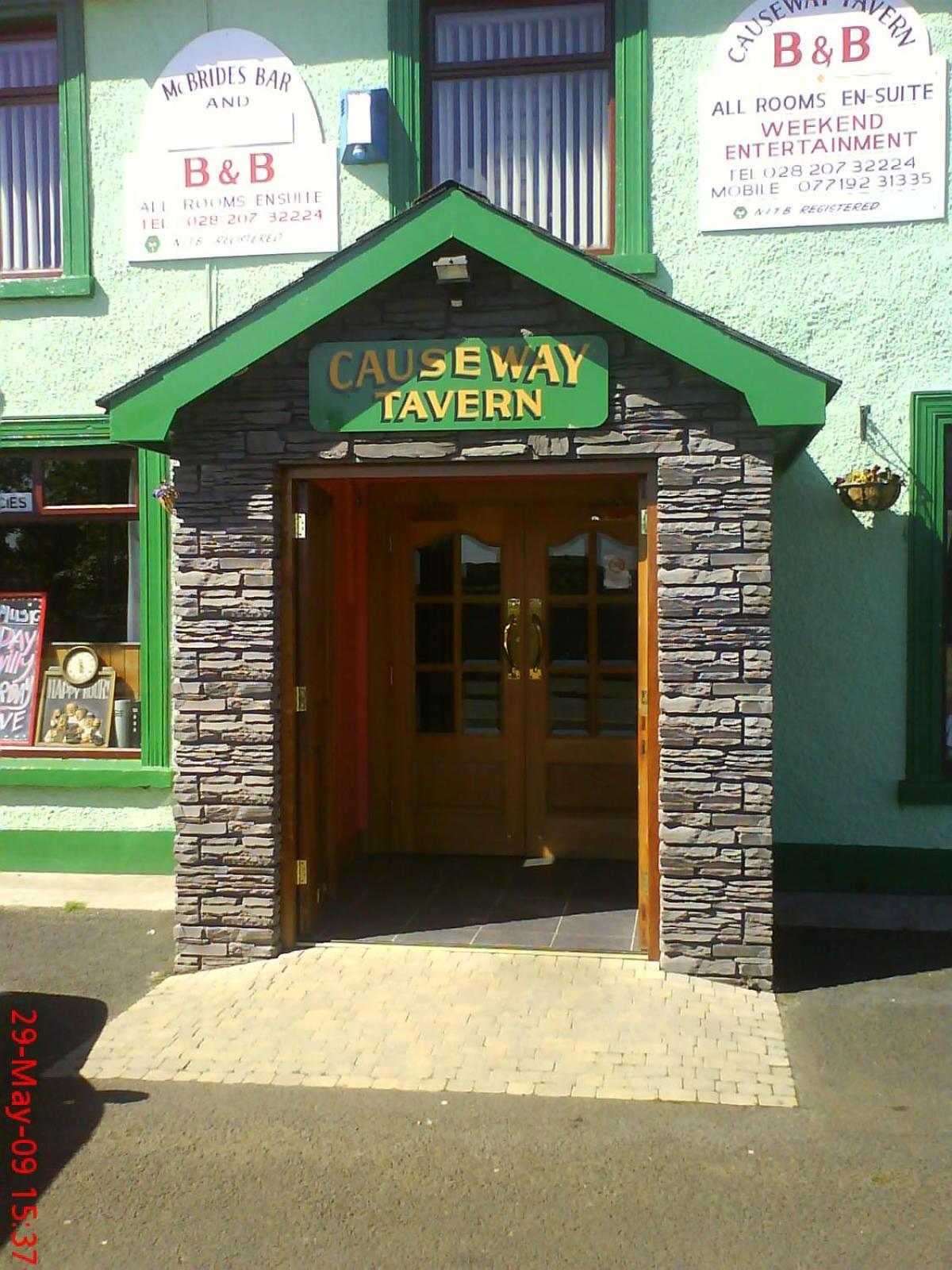 Causeway Tavern Bed & Breakfast Bushmills Dış mekan fotoğraf
