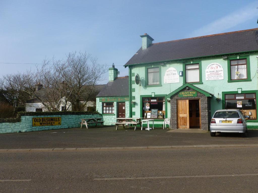 Causeway Tavern Bed & Breakfast Bushmills Dış mekan fotoğraf